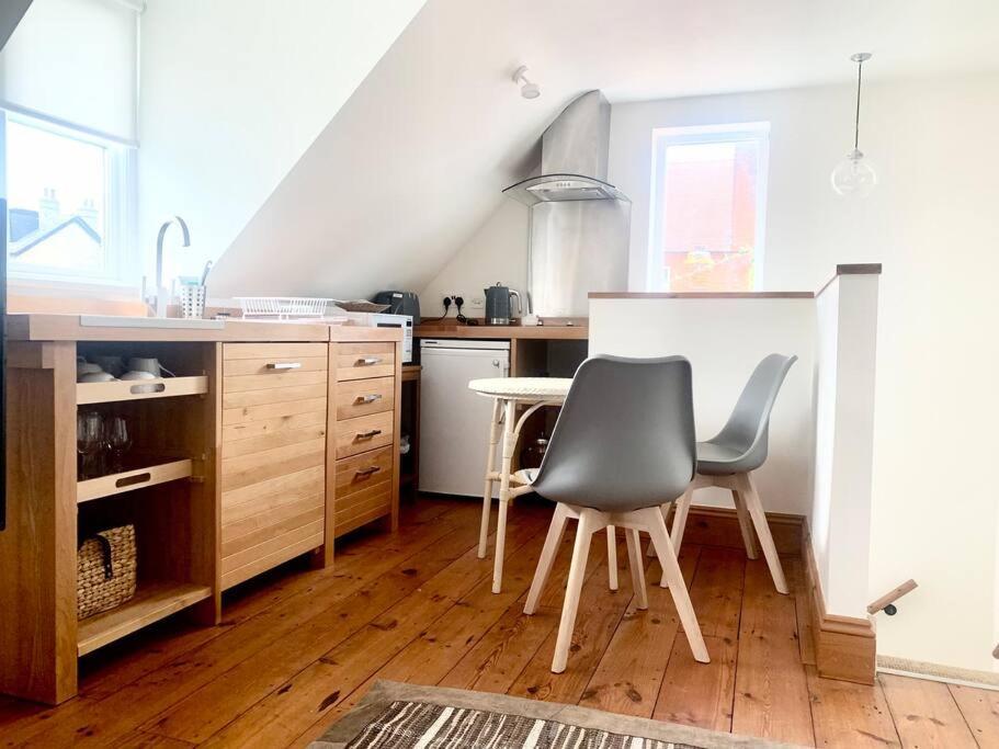 Delightful Ely House Bright And Warm With Cathedral View Διαμέρισμα Εξωτερικό φωτογραφία