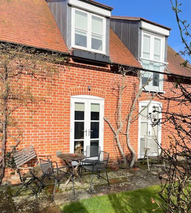 Delightful Ely House Bright And Warm With Cathedral View Διαμέρισμα Εξωτερικό φωτογραφία